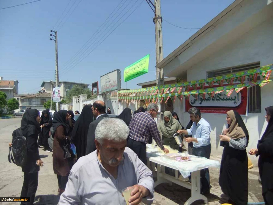 گزارش برپایی ایستگاه صلواتی به مناسبت میلاد امام زمان (عج) در آموزشکده فنی و حرفه ای دختران بابل 2