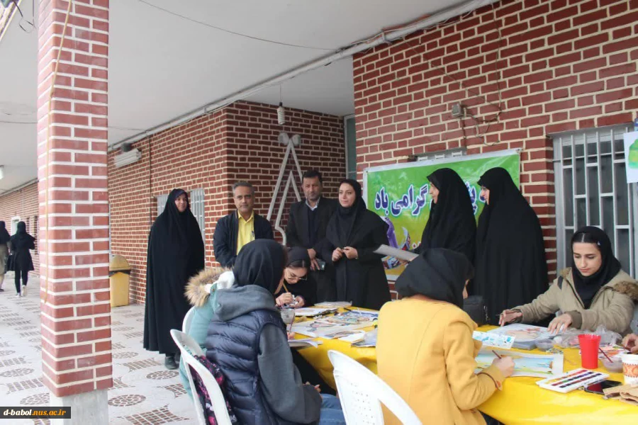 به مناسبت فرا رسیدن هفته پژوهش ورک شاپ تصویرسازی ( آموزش تکنیک اکریلیک در تصویر سازی ) برگزار شد 2