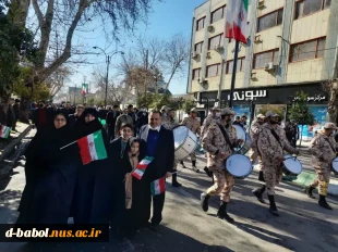 حضور سرپرست، کارکنان، اساتید و دانشجویان بسیجی آموزشکده فنی وحرفه ای دختران بابل در راهپیمایی با شکوه ۲۲ بهمن شهرستان بابل به همراه برپایی ایستگاه نقاشی با محوریت "به رنگ انقلاب"  8